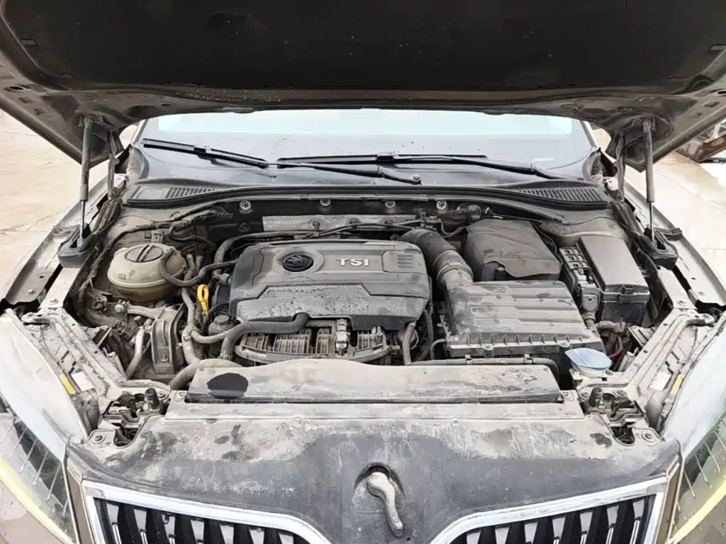 Skoda Superb — миниатюра 20