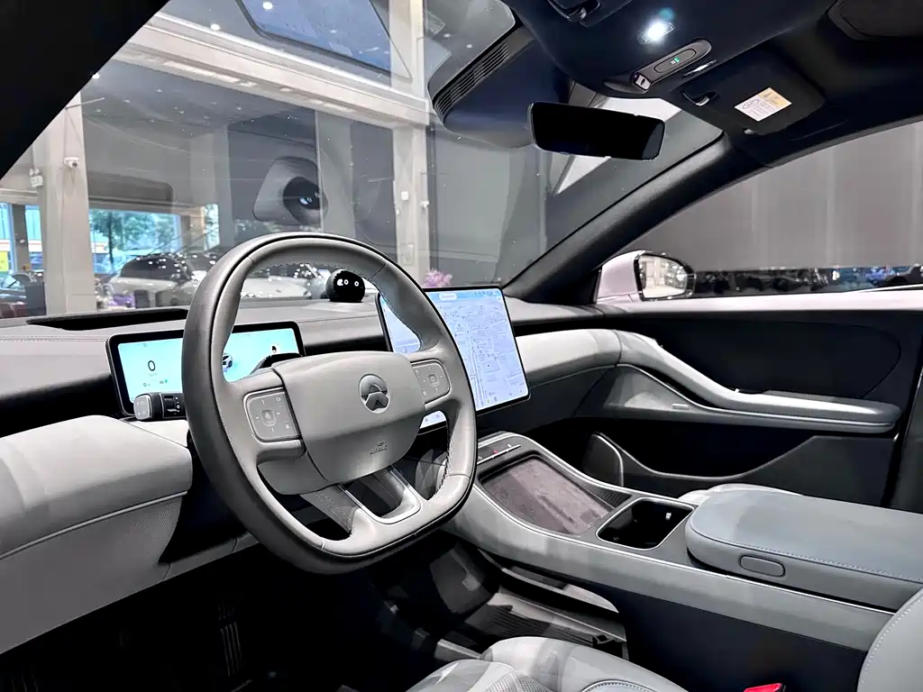 NIO ET5T — миниатюра 12