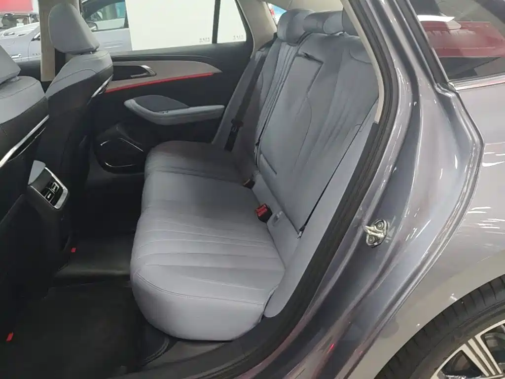 Hongqi Hongqi H5 PHEV — миниатюра 15