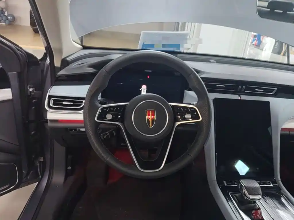 Hongqi Hongqi H5 PHEV — миниатюра 3