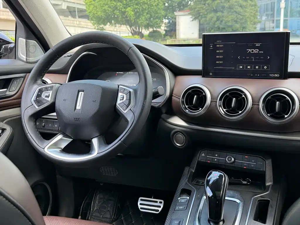 Wey Wey VV6 — миниатюра 7