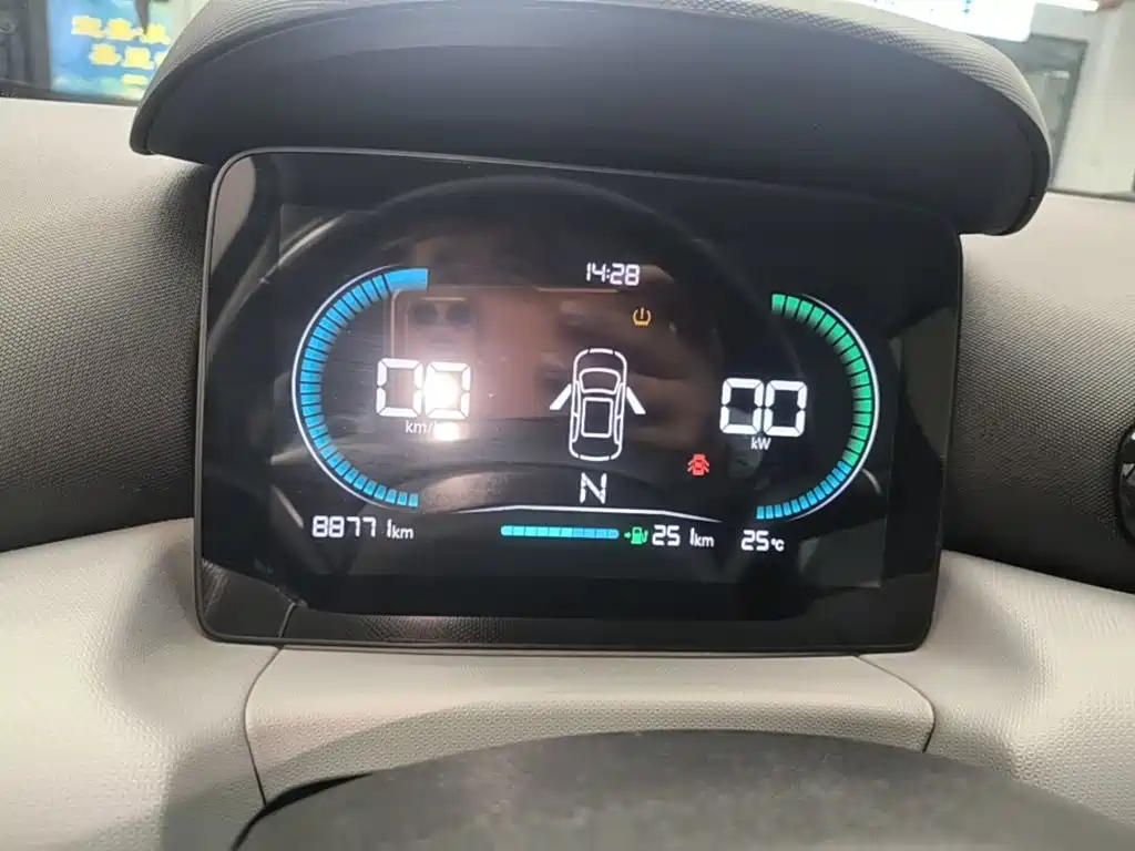 Leapmotor Leapmotor T03 — миниатюра 12
