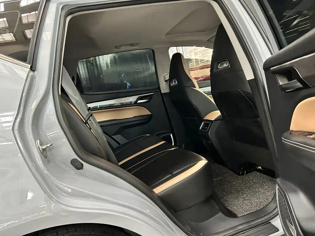 Geely Haoyue PRO — миниатюра 13