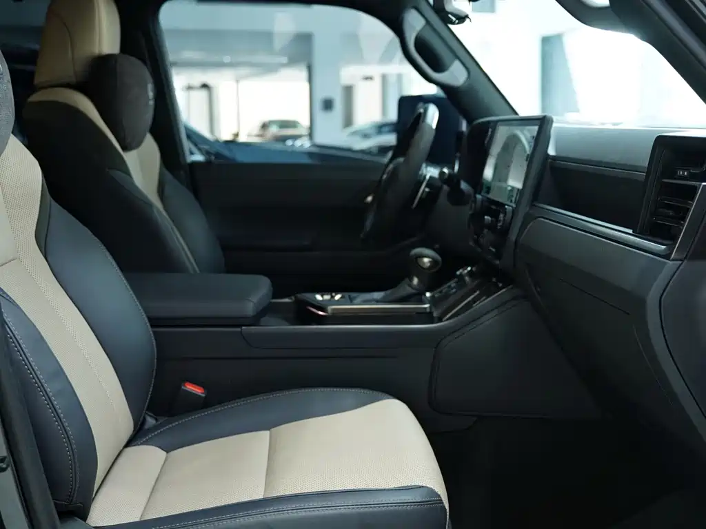 Lexus GX — миниатюра 9