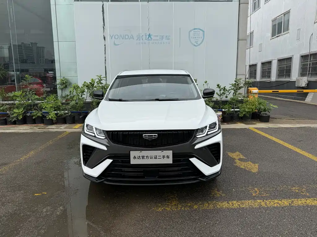Geely Binyue — миниатюра 11