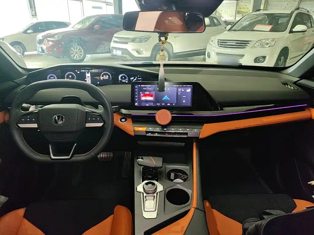 Changan UNI-V — миниатюра 10