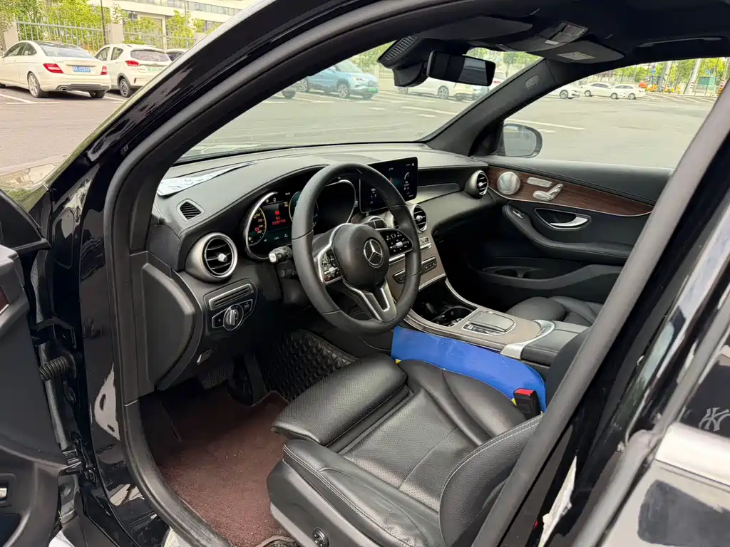 Mercedes-Benz GLC — миниатюра 4