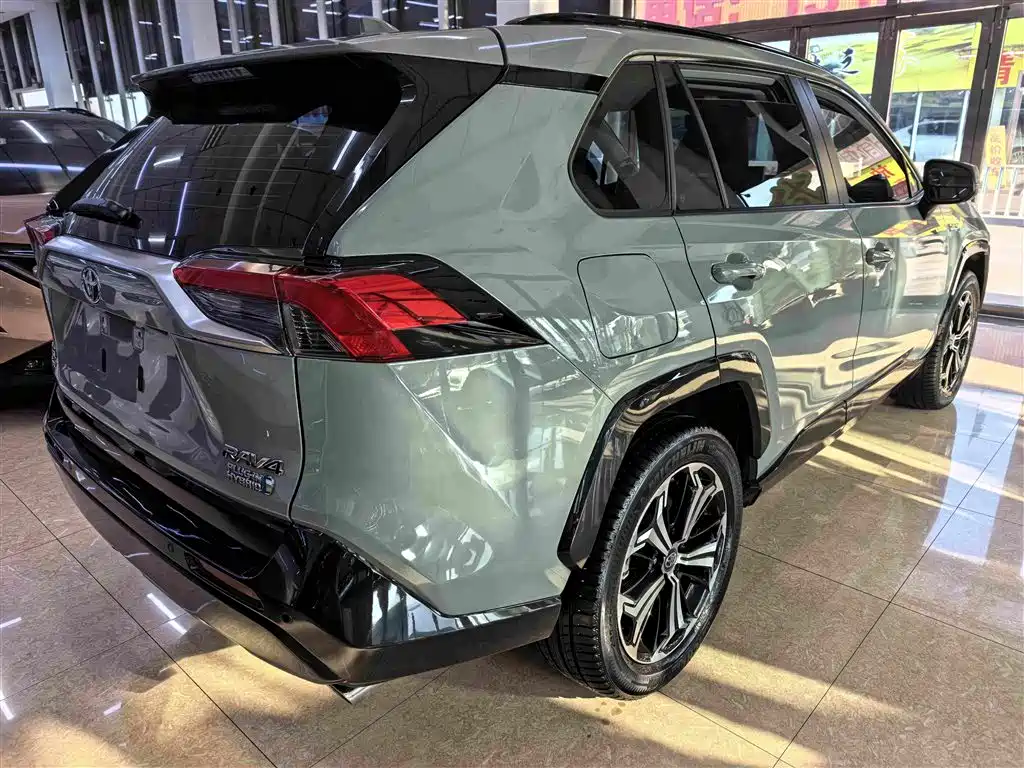 Toyota RAV4 Prime — миниатюра 4