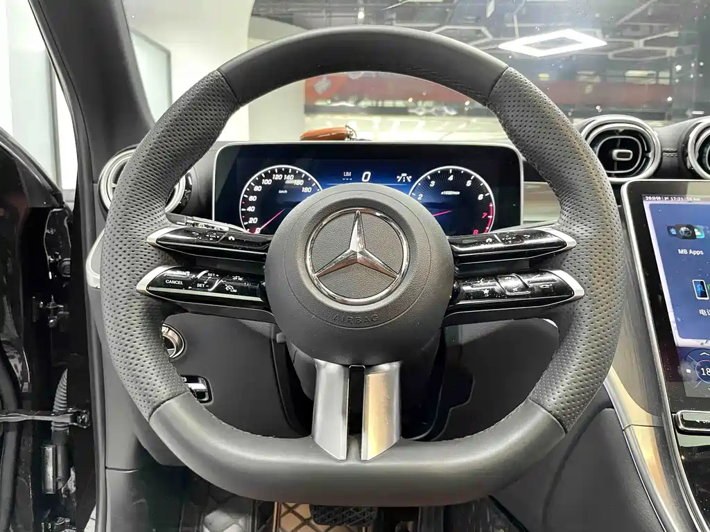 Mercedes-Benz GLC — миниатюра 15