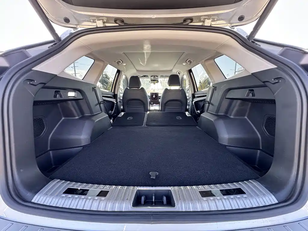 Geely Boyue L — миниатюра 21