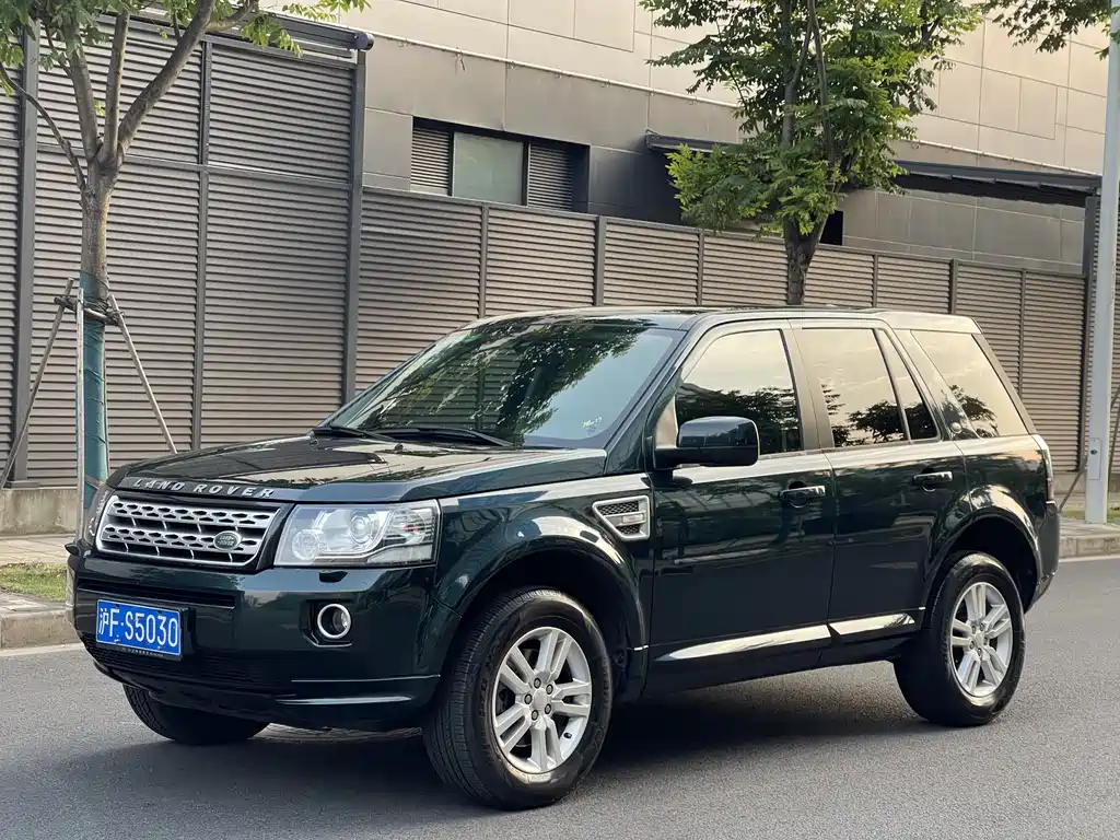 Land Rover Freelander 2 2014 2.0T Si4 SE Gasoline Edition
