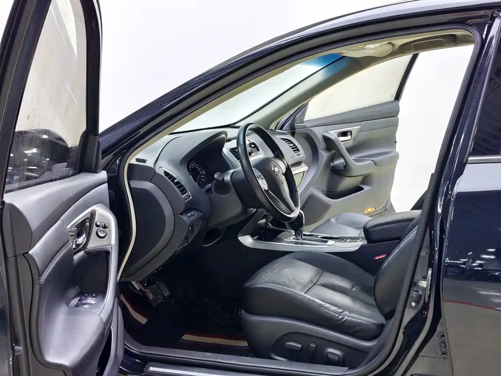 Nissan Teana — миниатюра 8