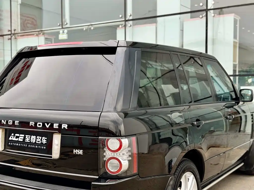 Land Rover Range Rover — миниатюра 9