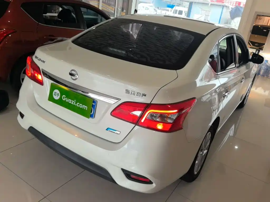 Nissan Sylphy — миниатюра 7