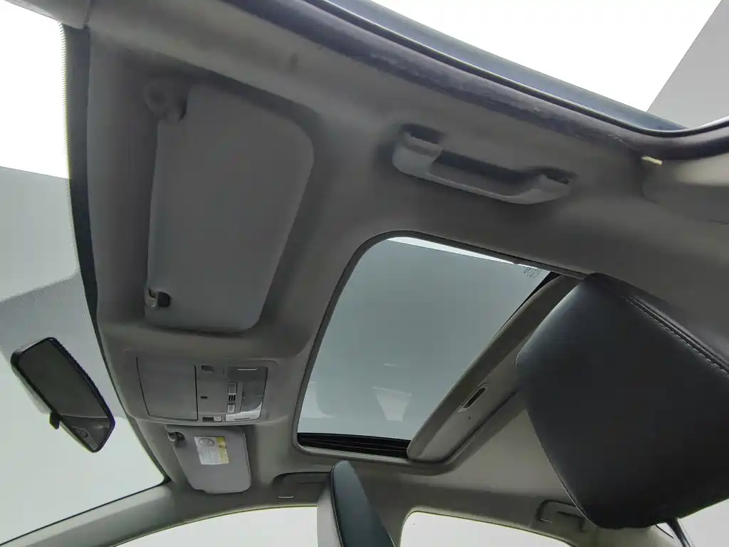 Toyota Corolla — миниатюра 14