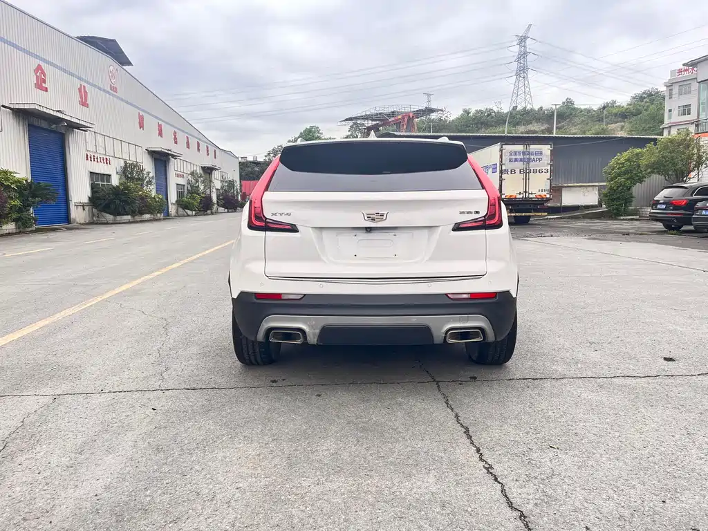 Cadillac XT4 2018 28T Lead