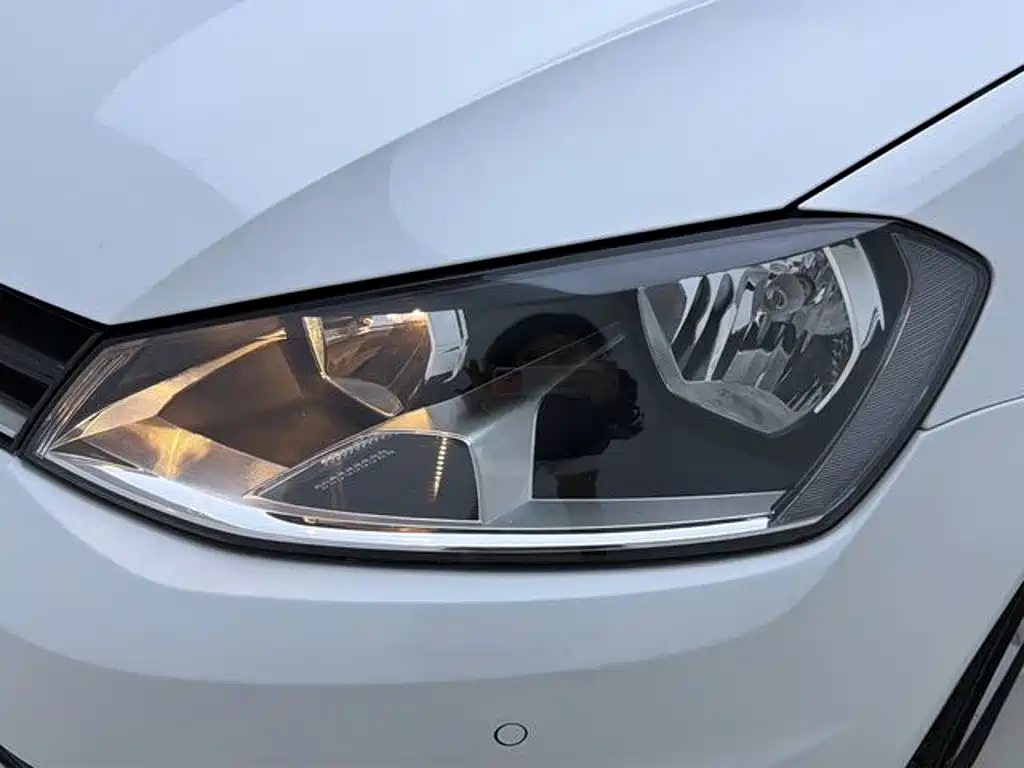 Volkswagen Golf — миниатюра 13