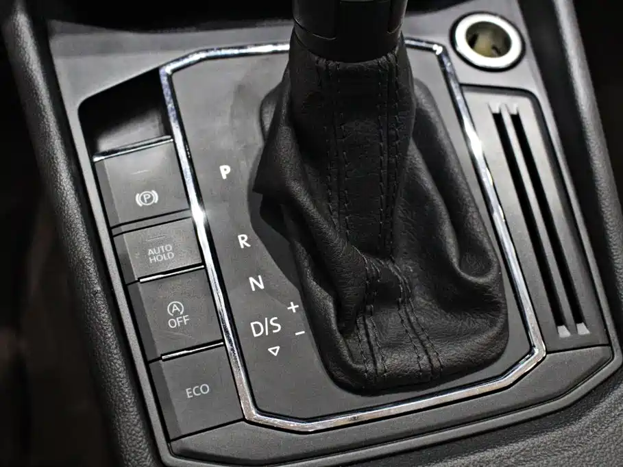 Volkswagen Lavida — миниатюра 8