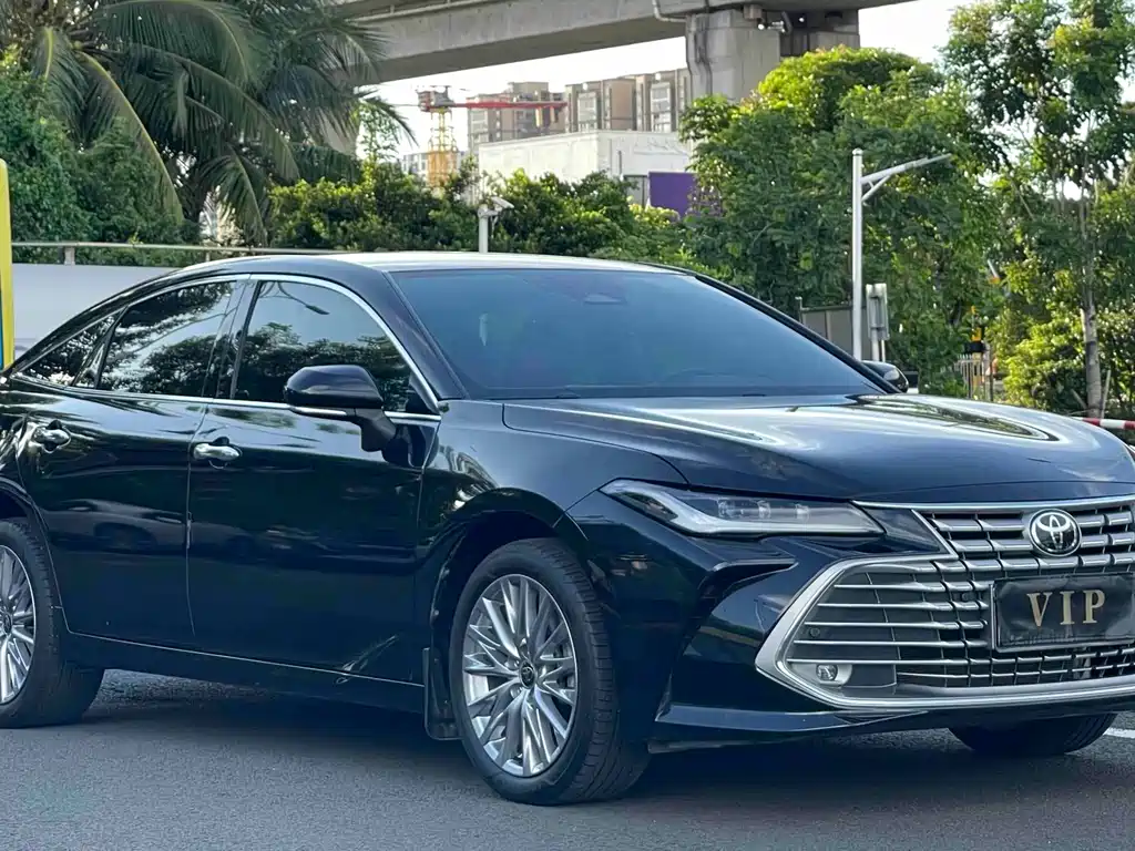 Toyota Avalon — миниатюра 3