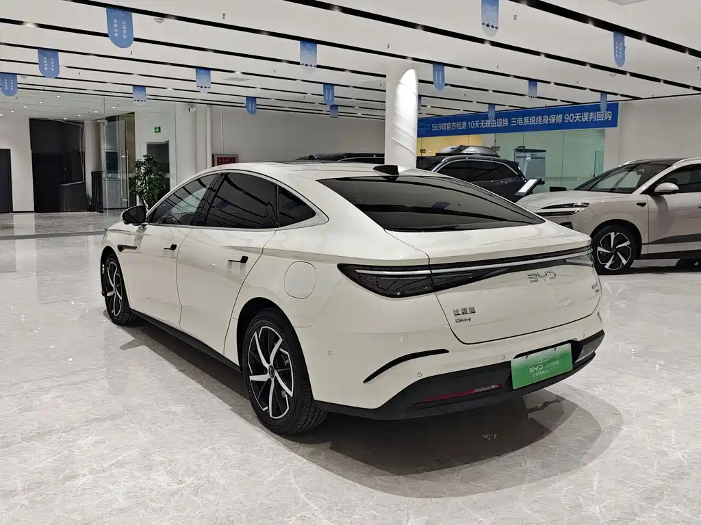BYD Seal 07 DM-i — миниатюра 13