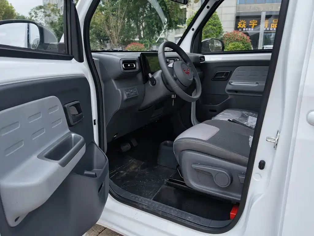 Wuling Zhiguang EV — миниатюра 10