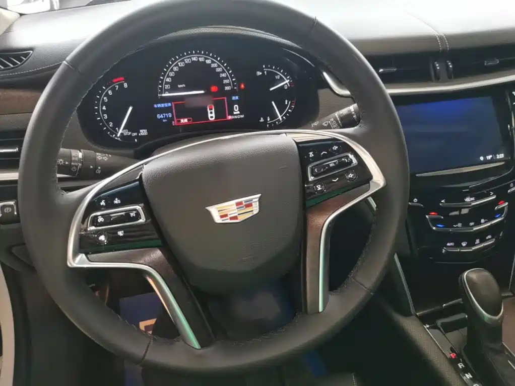 Cadillac XTS — миниатюра 11