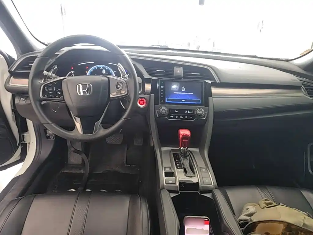 Honda Civic — миниатюра 10
