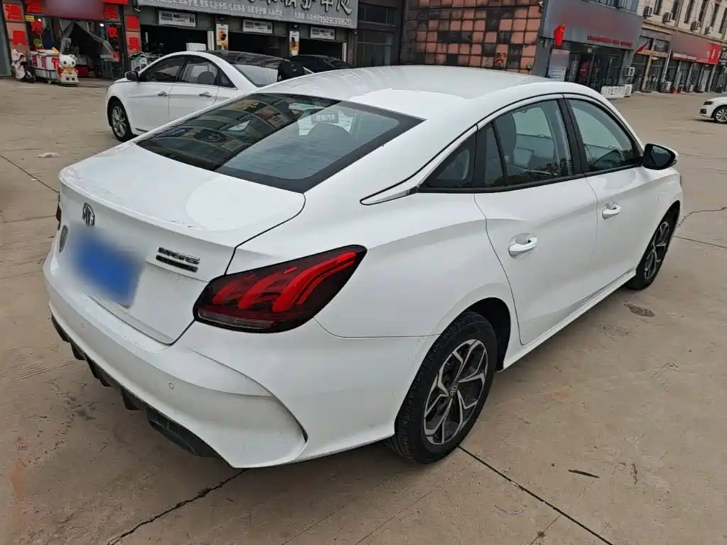 MG MG5 — миниатюра 7