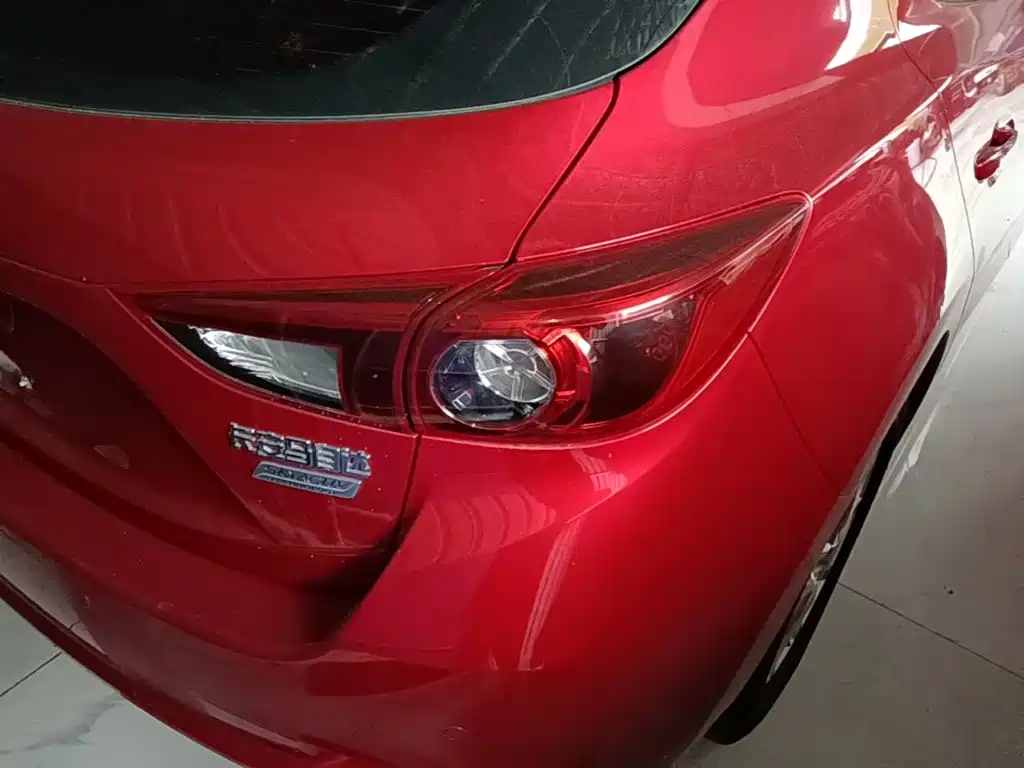 Mazda 3 Axela — миниатюра 8