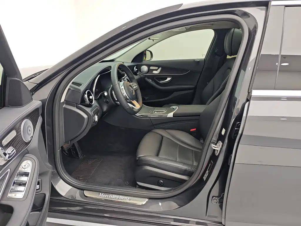 Mercedes-Benz C-Class — миниатюра 10