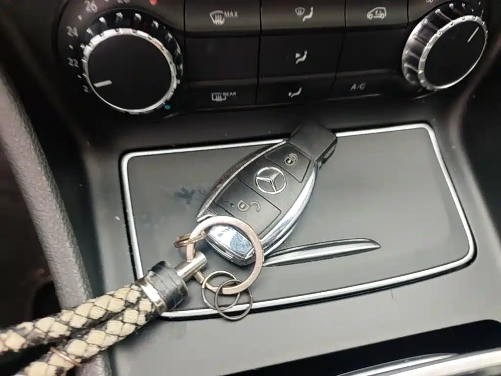 Mercedes-Benz GLA — миниатюра 9