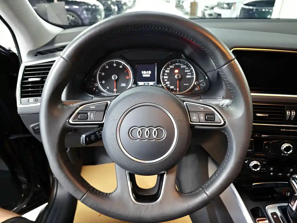 Audi Q5 — миниатюра 5