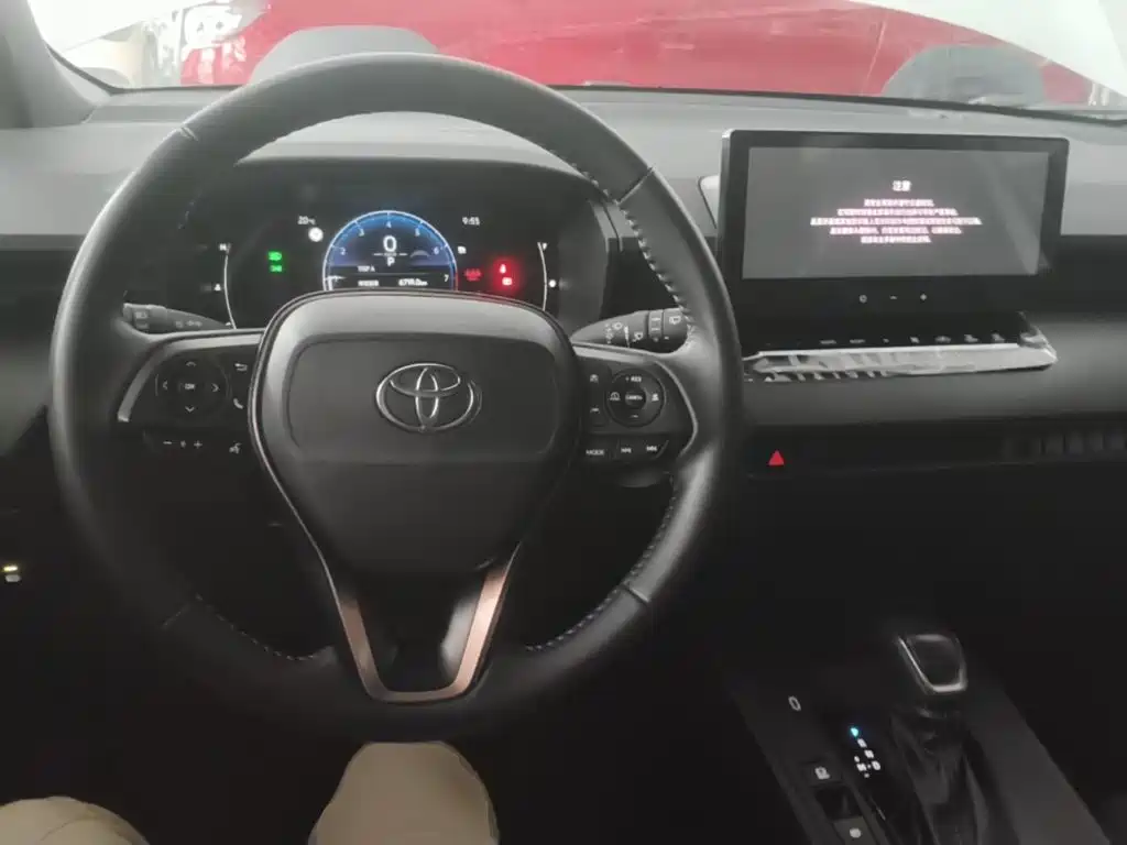 Toyota Frontlander — миниатюра 10