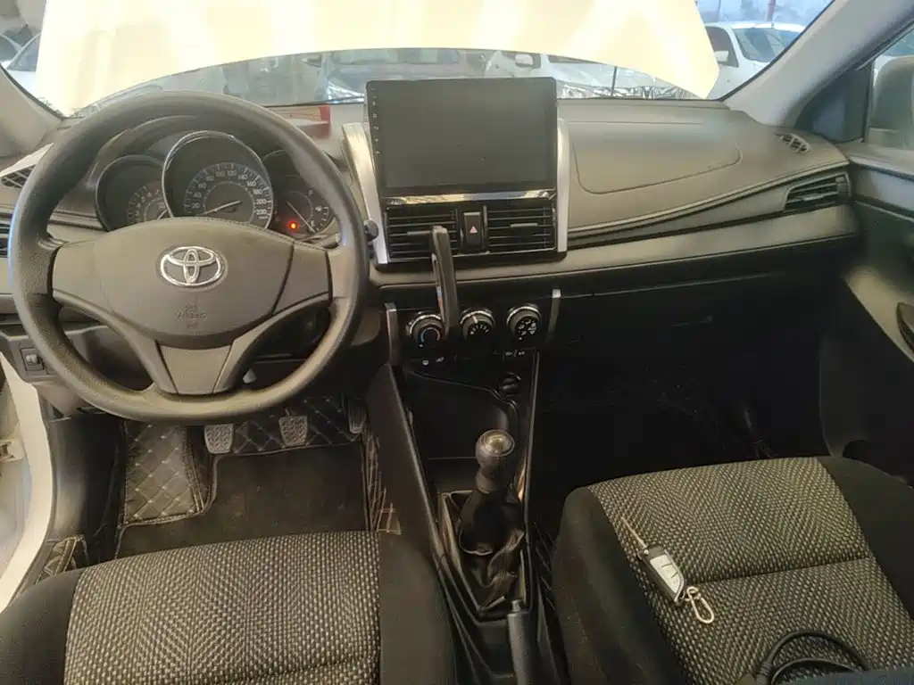 Toyota Vios — миниатюра 10