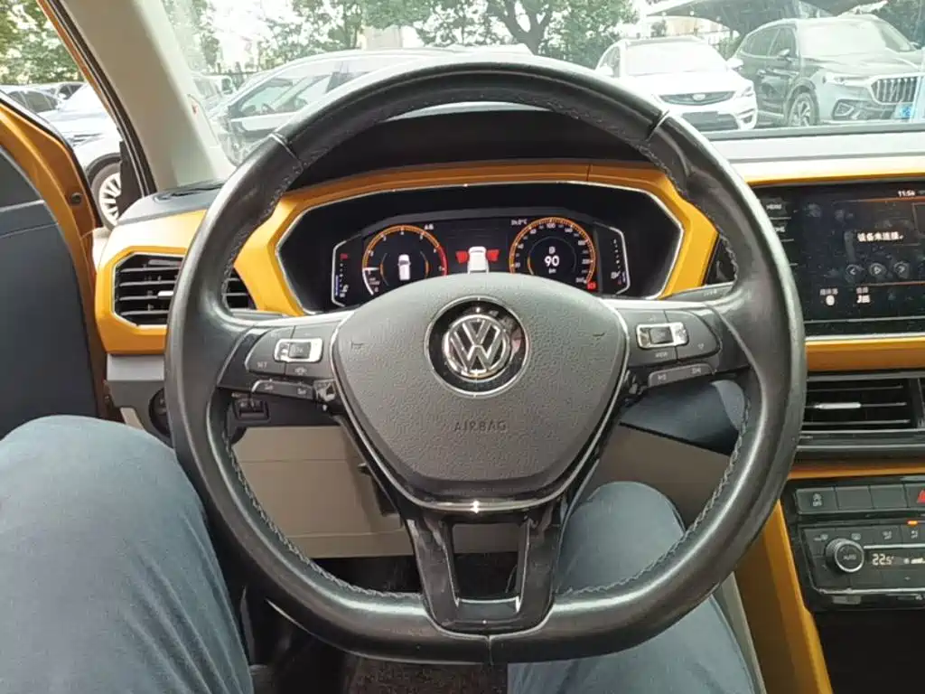 Volkswagen T-Cross — миниатюра 11