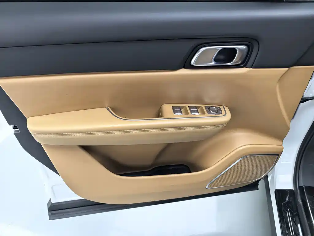 Li Auto Li ONE — миниатюра 5