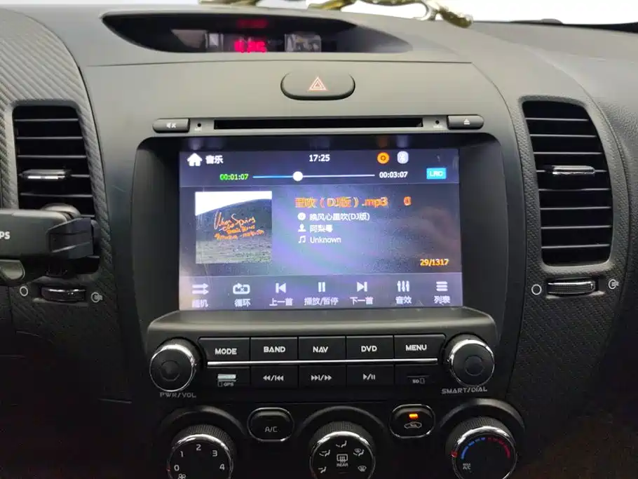 Kia K3 — миниатюра 13