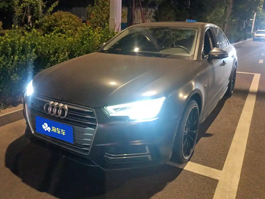 Audi A4L 2018 30 Anniversary Year Type 45 TFSI quattro Individual Sport Edition