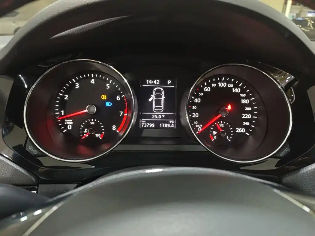 Volkswagen Sagitar — миниатюра 12