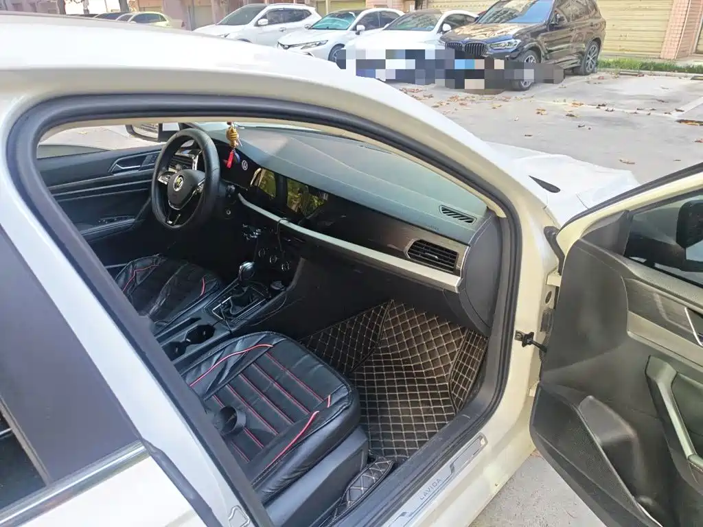 Volkswagen Lavida — миниатюра 19