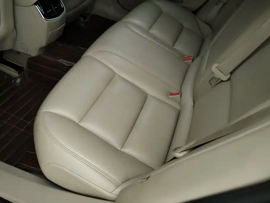 Cadillac XTS — миниатюра 11