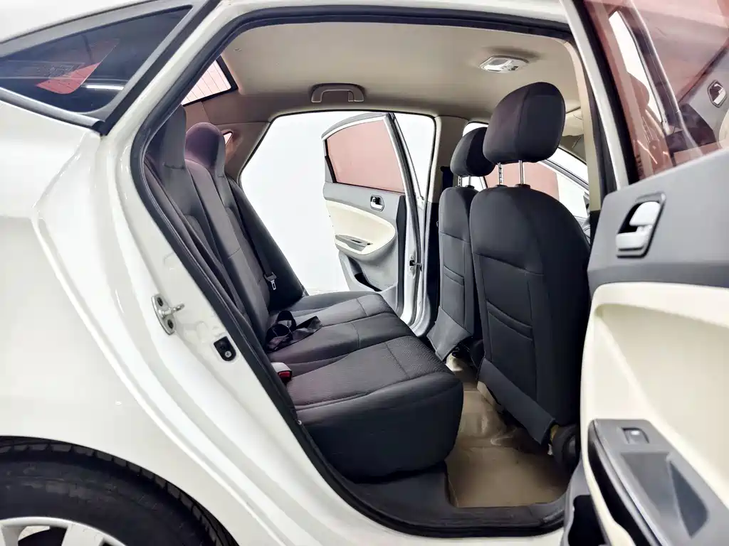 JAC Heyue A30 — миниатюра 15