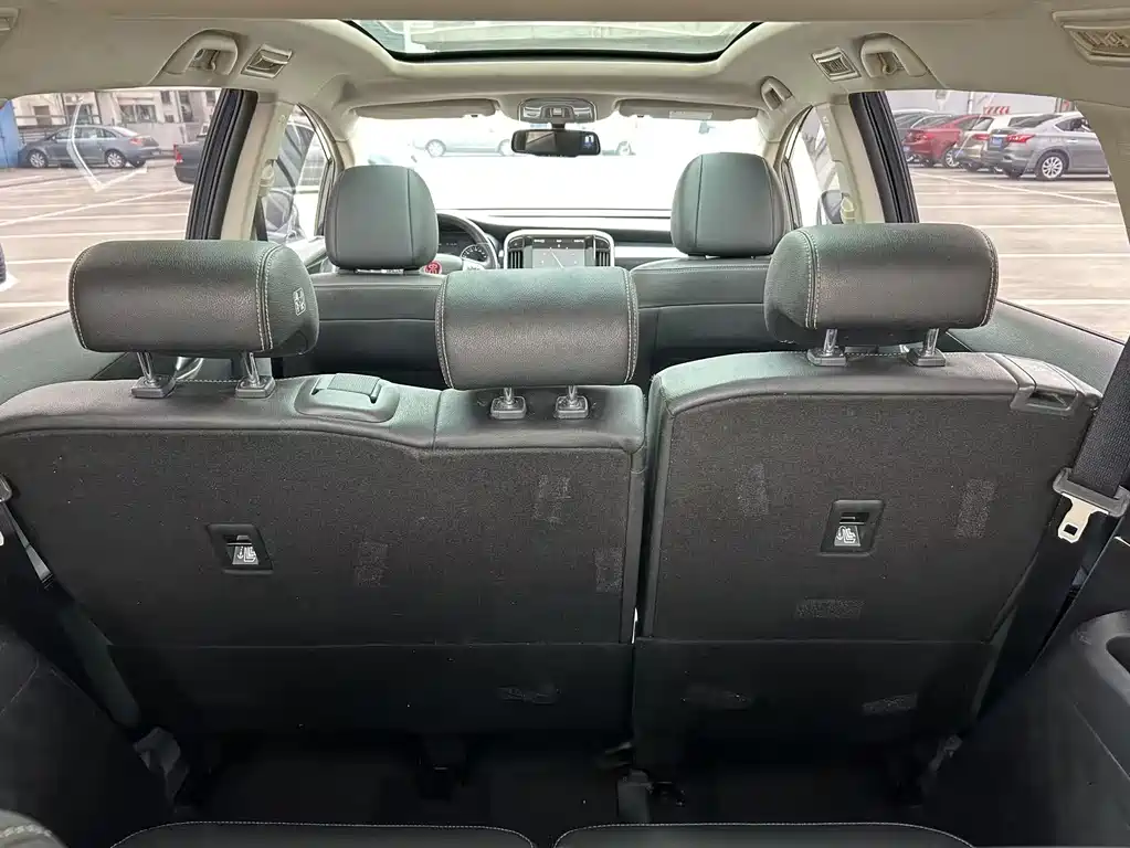 BYD Song MAX 1.5T Auto Connected Premium Type 7 seats, фото 14