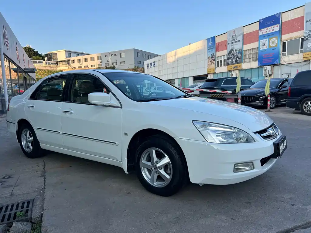 Honda Accord — миниатюра 3