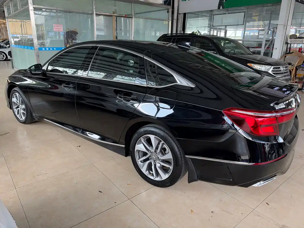 Honda Inspire — миниатюра 11