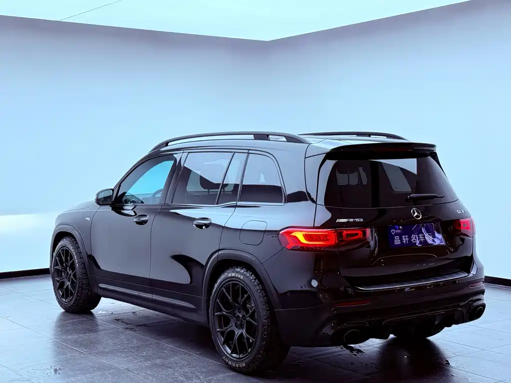 Mercedes-Benz GLB AMG — миниатюра 6