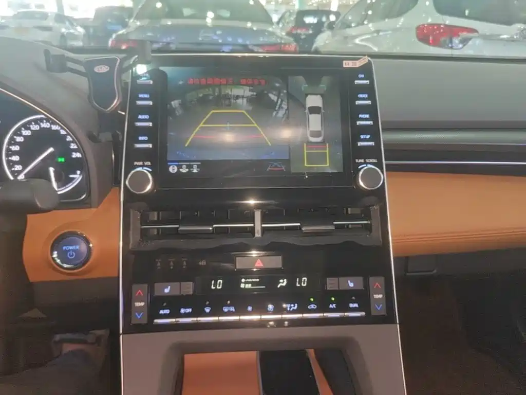 Toyota Avalon — миниатюра 13
