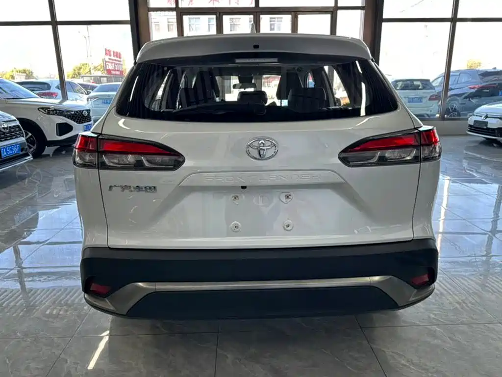 Toyota Frontlander — миниатюра 5