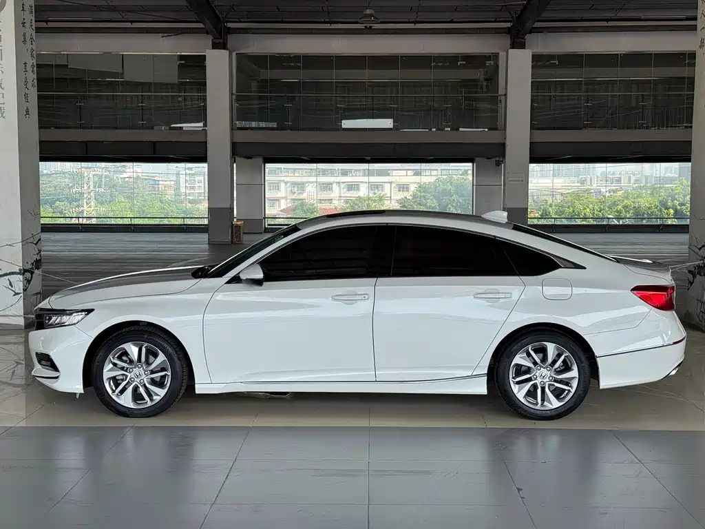 Honda Accord — миниатюра 3