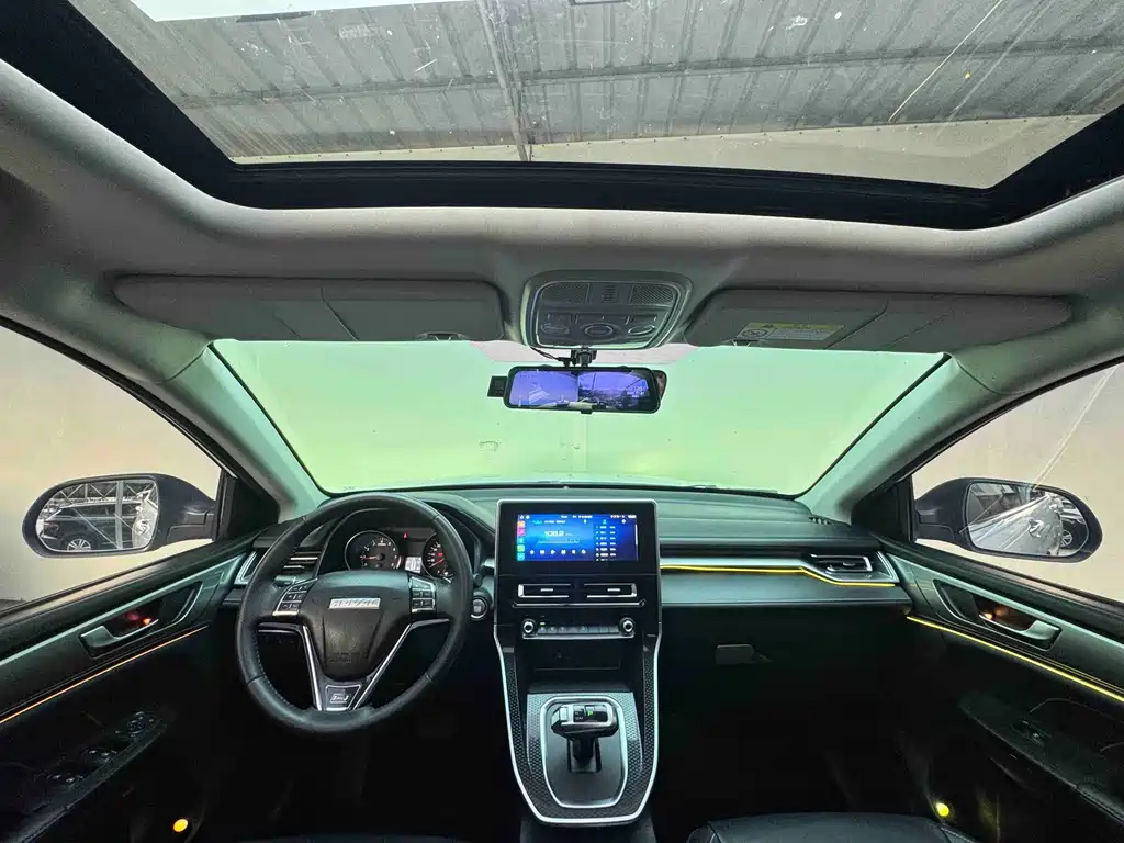 Haval M6 — миниатюра 15